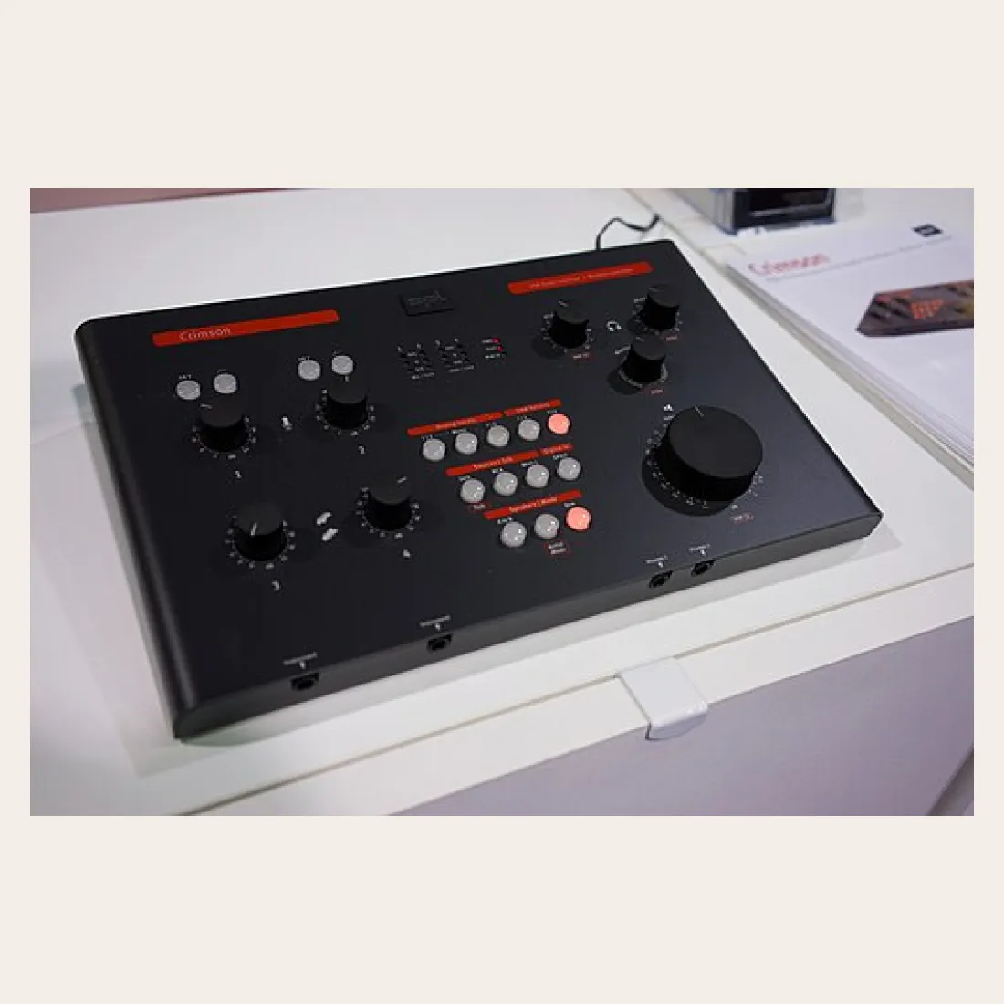 2-in / 2-out USB Audio Interface