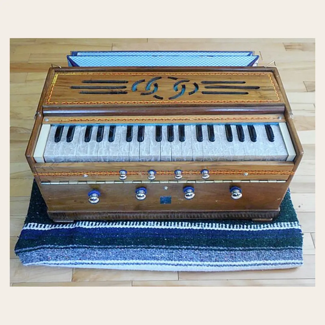 Portable Harmonium — 3 Octave, Coupler